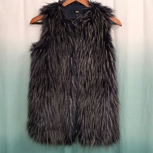 Mossimo-size XS, navy blue, faux fur vest